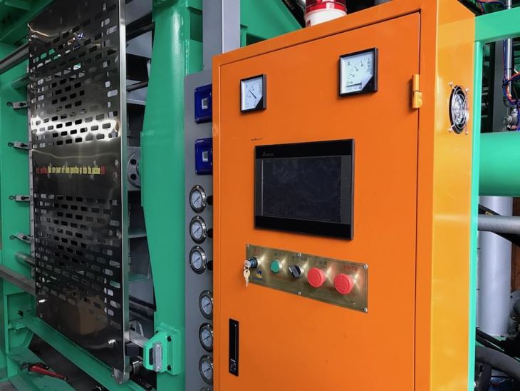 China EPS Vegetable Box Machine